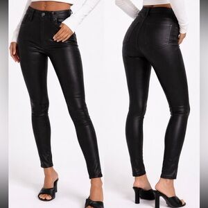 GOOD AMERICAN Good Legs Skinny Coated Black Jeans size 6/28